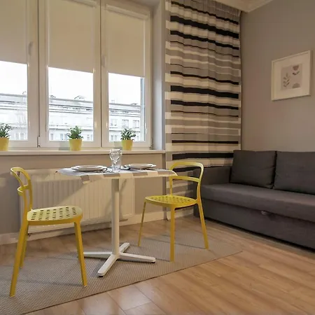 I Grayfor2 Old Town * Krakow